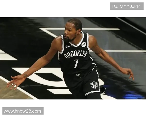 战术解析:杜兰特如何通过攻防转换掌控比赛节奏并影响胜负走势 战术解析:杜兰特如何通过攻防转换掌控比赛节奏并影响胜负走势