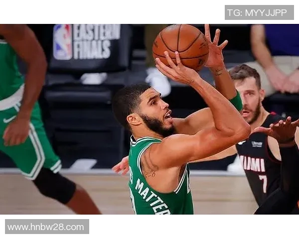 塔图姆赛后评分大放异彩成为最大亮点 荣膺全场最佳表现引发热议