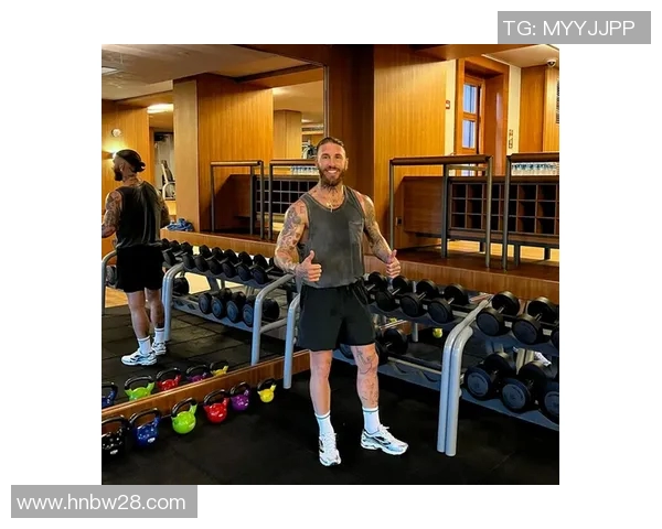 球星社交媒体趣闻大揭秘 明星球员背后的轻松时刻和搞笑瞬间 球星社交媒体趣闻大揭秘 明星球员背后的轻松时刻和搞笑瞬间